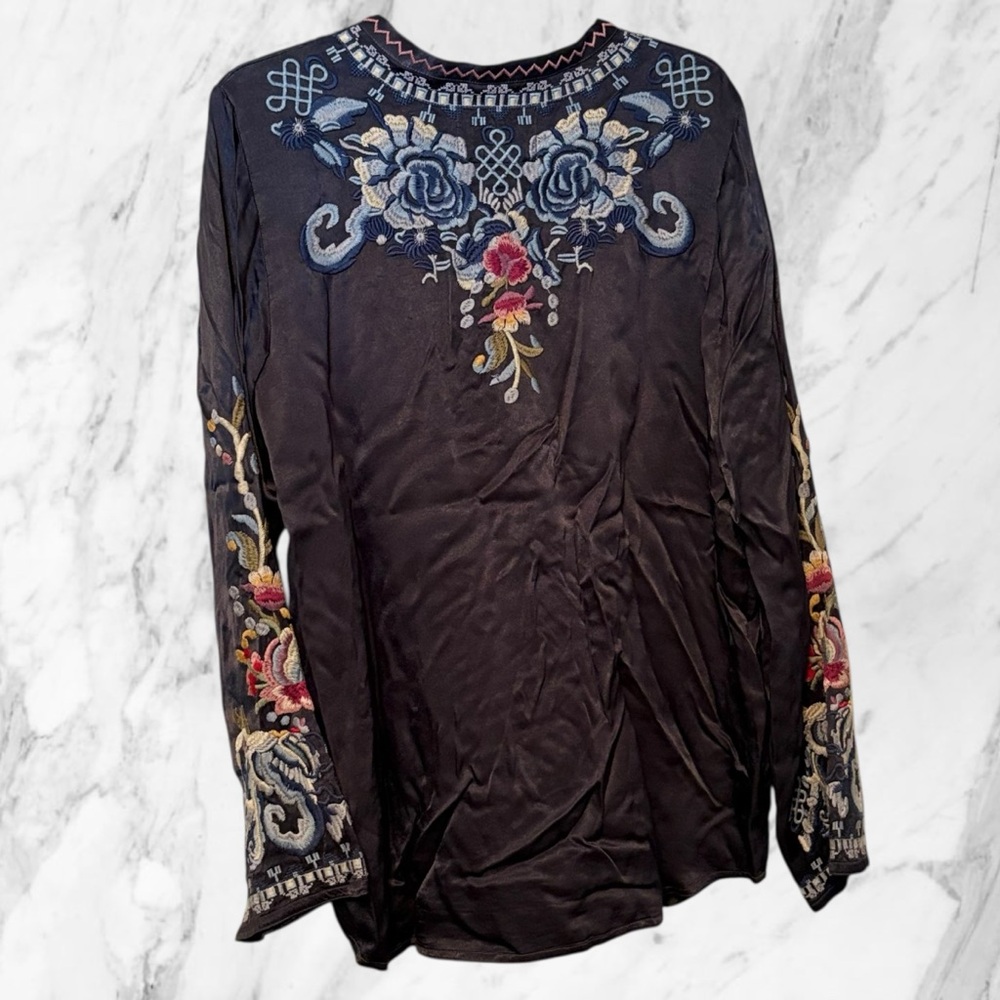 Johnny Was Small Embroidered Blouse with Blue Cream and Pink Accents - Picture 8 of 9